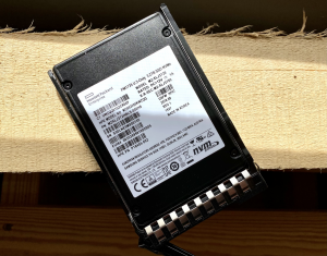 Samsung PM1735 SSD Review - StorageReview.com
