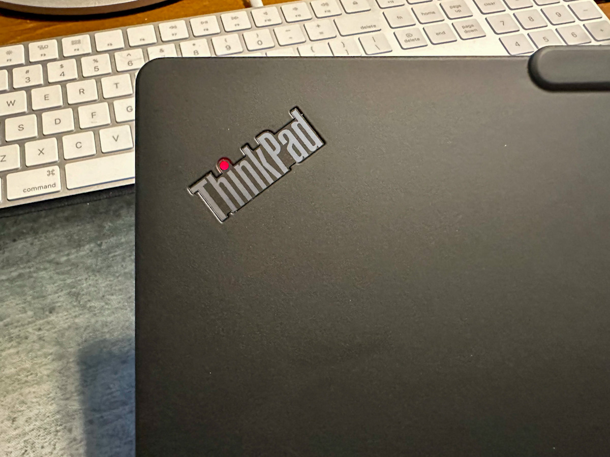 Lenovo ThinkPad X13s Snapdragon Review 