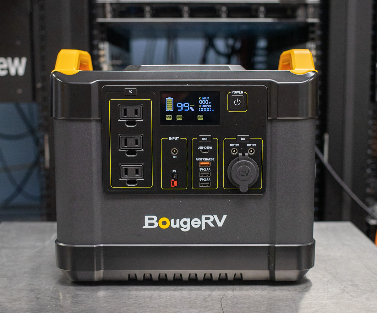 Revue de la centrale électrique portable BougeRV FORT 1000