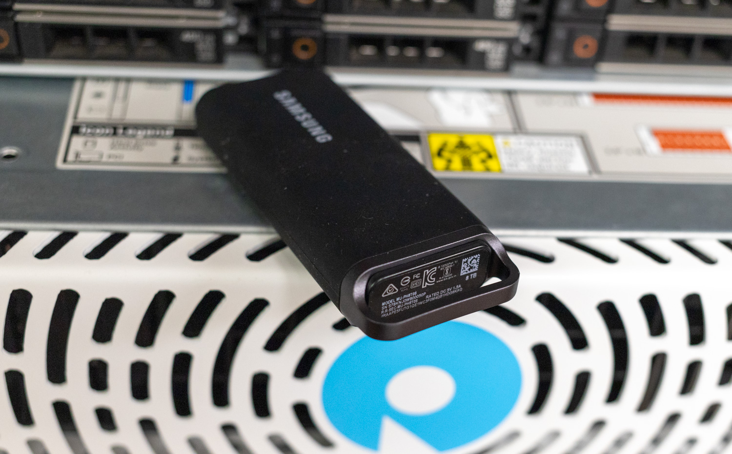 Probamos la SSD portátil Samsung T5 EVO: 8 TB de almacenamiento en un  increíble disco externo