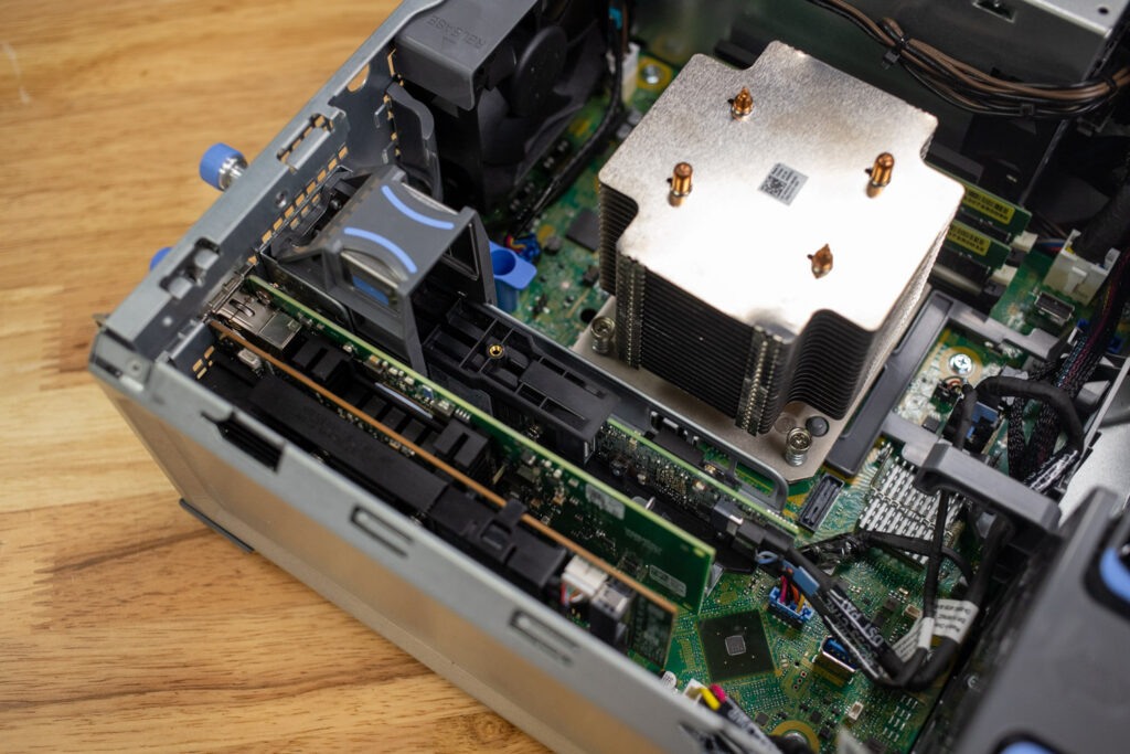 Dell PowerEdge T160 PCIe Slots