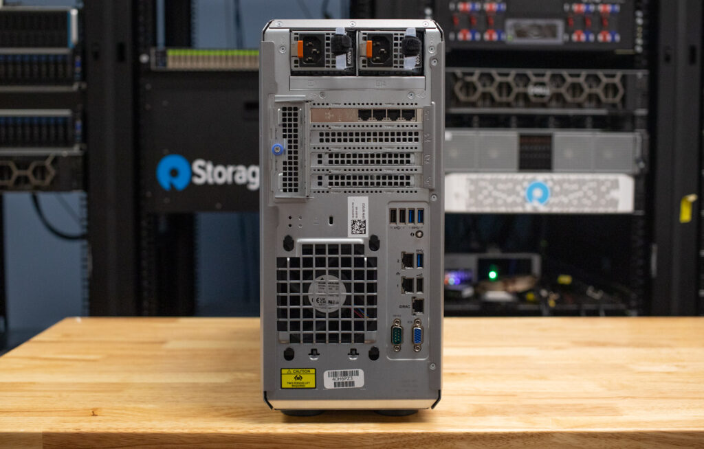 Dell PowerEdge T360 Rückseite