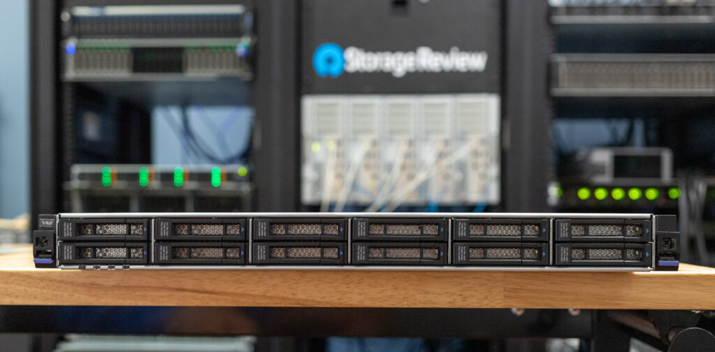 IBM Storage FlashSystem 5300 beoordeling - StorageReview.com