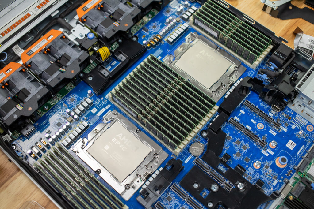 AMD EPYC Turin in R6625