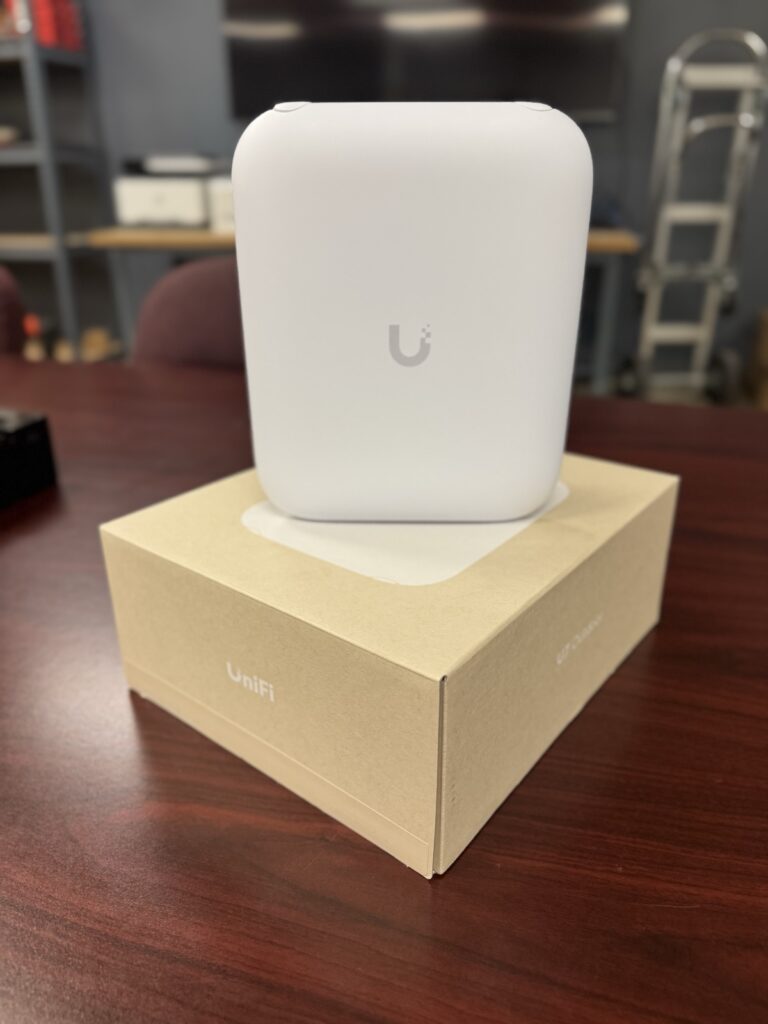 Ubiquiti U7 户外